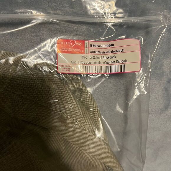 Thirty-One Men's Gray and Tan Bag - Picture 4 of 4